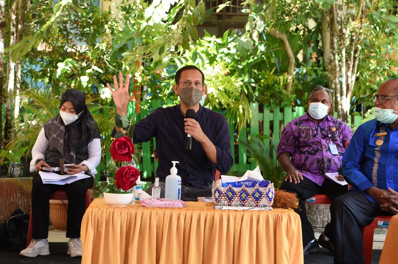 Mendikbud Dorong Sekolah di Papua Barat Gabung Jadi Sekolah Penggerak